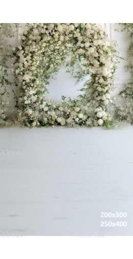 Tło fotograficzne biała kwiatowa aranżacja z łukiem | E563